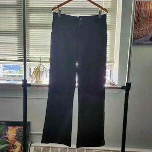 Basic Black slacks‎